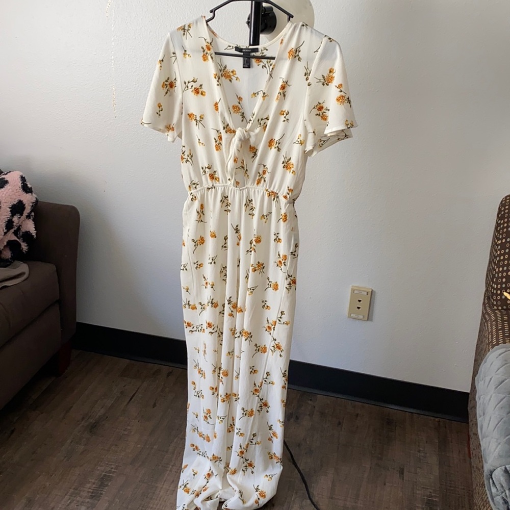 Forever 21 floral jumpsuit size S
